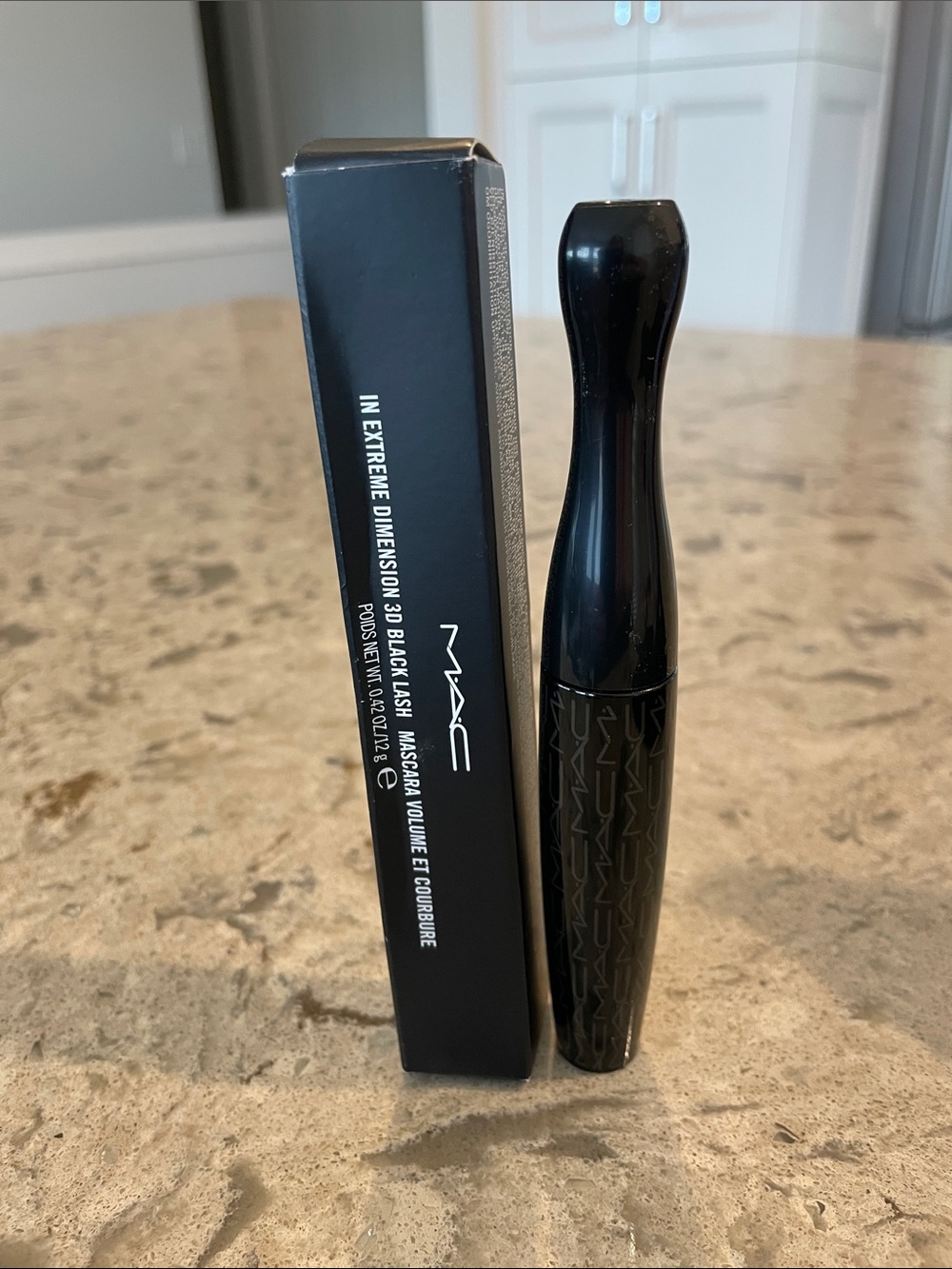 Mascara Box